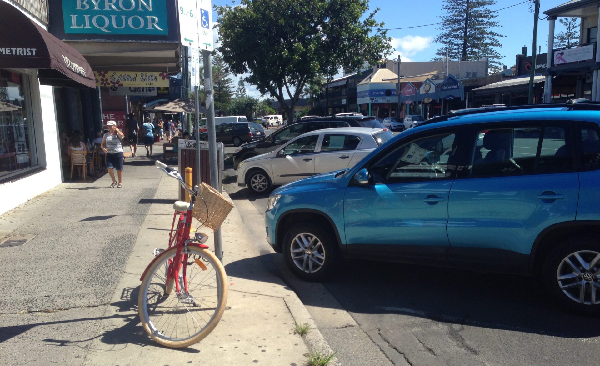 アグレッシブな旅の案内
